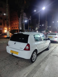 voitures-renault-clio-campus-2015-sidi-bel-abbes-algerie