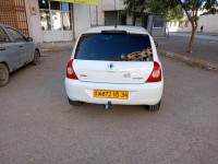 voitures-renault-clio-campus-2015-city-bordj-bou-arreridj-algerie