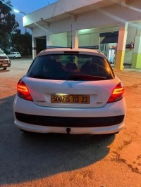 cars-peugeot-207-2013-bouchegouf-guelma-algeria