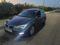 سيارات-seat-leon-2019-urban-شراقة-الجزائر