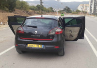 voitures-renault-megane-3-2011-privilege-bouinan-blida-algerie