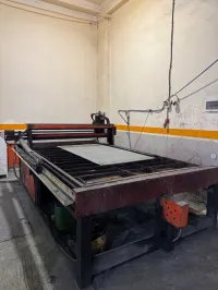 MACHINE DE DECOUPE PLASMA