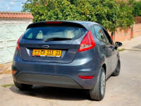 citadine-ford-fiesta-2013-city-annaba-algerie