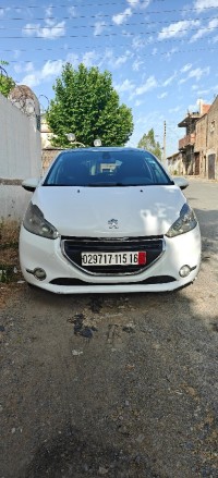 سيارات-peugeot-208-2015-allure-سور-الغزلان-البويرة-الجزائر