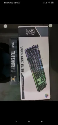 MSI VIGOR GK50 ELITE BOX WHITE CLAVIER GAMING MECANIQUE RGB + mouse pad asus tuf p3