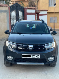 voitures-dacia-sandero-2023-stepway-cherchell-tipaza-algerie