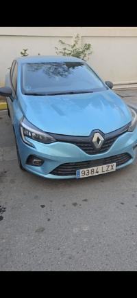 سيارات-renault-clio-5-2022-business-الكاليتوس-الجزائر