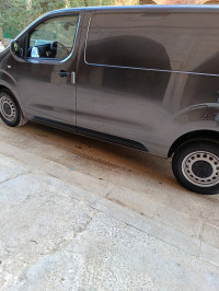 voitures-fiat-scudo-par-16-2024-professionnel-ain-bessem-bouira-algerie