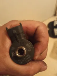 Injecteur 1.5 HDi Bosch 
