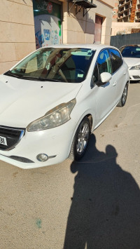 voitures-peugeot-208-2015-allure-bir-el-djir-oran-algerie