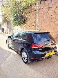 voitures-volkswagen-golf-7-2017-chlef-algerie