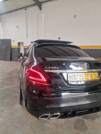 voitures-mercedes-classe-c-2018-220-designo-bordj-bou-arreridj-algerie