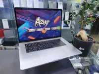 MACBOOK PRO 2018, i9, 32GB, 512GB, CYCLE : 50