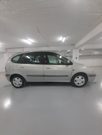 voitures-renault-scenic-2000-dar-el-beida-alger-algerie