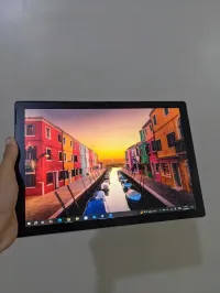 Microsoft surface pro 5 8/128 SSD