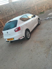 voitures-seat-ibiza-2012-fully-berrouaghia-medea-algerie