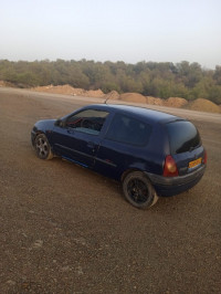 voitures-renault-clio-2-2000-chlef-algerie