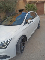 voitures-seat-leon-2018-fr15-laghouat-algerie