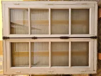 Fenêtres en bois et volets نوافذ خشبية