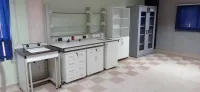 Équipements de laboratoires.