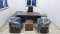 reseau-connexion-ensemble-de-bureau-180m-avec-retour-caisson-fix-et-bahut-04-ports-table-basse-03-chaises-dar-el-beida-alger-algerie