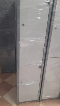ARMOIRE VESTIAIRE 
