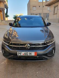 Volkswagen T-Roc 2024 