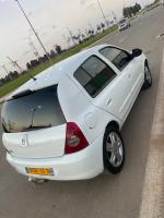 voitures-renault-clio-campus-2013-el-harrach-alger-algerie