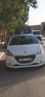 voitures-peugeot-208-2014-allure-mchouneche-biskra-algerie