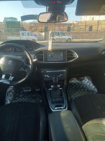 moyenne-berline-peugeot-308-2015-gt-line-mostaganem-algerie