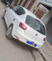 voitures-seat-ibiza-2012-fully-tipaza-algerie