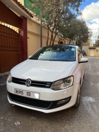 voitures-volkswagen-polo-2013-life-dely-brahim-alger-algerie