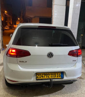 moyenne-berline-volkswagen-golf-7-2013-highline-bab-ezzouar-alger-algerie