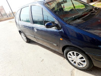 voitures-renault-scenic-2000-oran-algerie