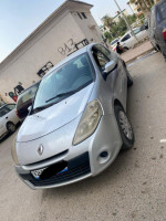 voitures-renault-clio-3-2010-meftah-blida-algerie