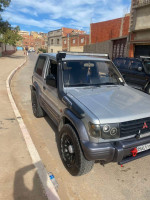 tout-terrain-suv-mitsubishi-pajero-court-1998-mostaganem-algerie