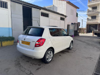 voitures-skoda-fabia-2013-fresh-hraoua-alger-algerie