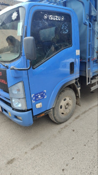 camion-isuzu-2013-bouhmama-khenchela-algerie