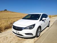 moyenne-berline-opel-astra-2017-constantine-algerie