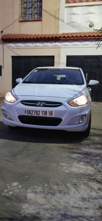 voitures-hyundai-accent-rb-4-portes-2018-djelfa-algerie