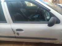 voitures-renault-clio-2-2000-mostaganem-algerie