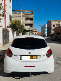 voitures-peugeot-208-2015-allure-facelift-constantine-algerie