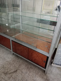 stockage-et-magasinage-armoire-vitrine-en-aluminium-gris-mohammadia-alger-algerie