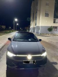 سيارات-volkswagen-golf-8-2025-r-black-edition-حاسي-فدول-الجلفة-الجزائر