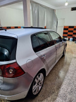 voitures-volkswagen-golf-5-2005-el-khroub-constantine-algerie