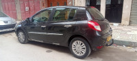 voitures-renault-clio-3-2010-jijel-algerie