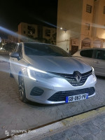 voitures-renault-clio5-2021-intense-mostaganem-algerie