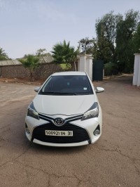 سيارات-toyota-yaris-2014-بئر-الجير-وهران-الجزائر