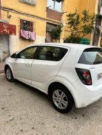 cars-chevrolet-sonic-hatchback-2014-blida-algeria