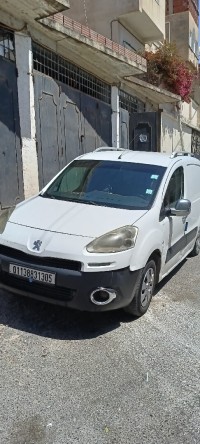 السيارات-النفعية-peugeot-partner-2013-tepee-بوزريعة-الجزائر